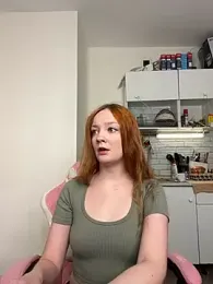 Radiants_two webcam model stream image