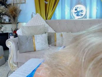 Malvvina webcam bongacams model stream image