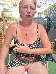 lescoquinsdu40 webcam model stream image