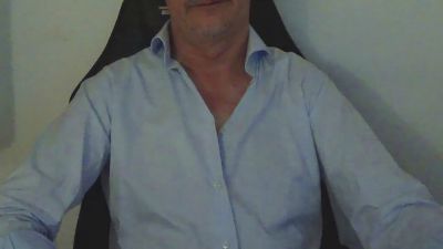 Pad_OBrian webcam model stream image