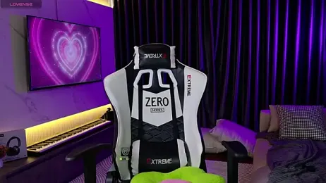 AnnyShore webcam model stream image