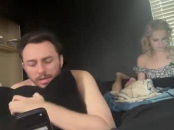 tallhungcloudyy webcam model stream image