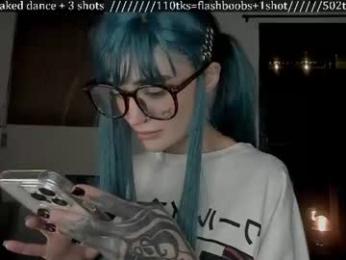 lonelly_lolly98 webcam model stream image