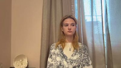 WhitneyKuch webcam model stream image