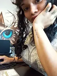 estradiolist webcam model stream image