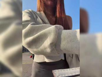 OrgazMia webcam model stream image