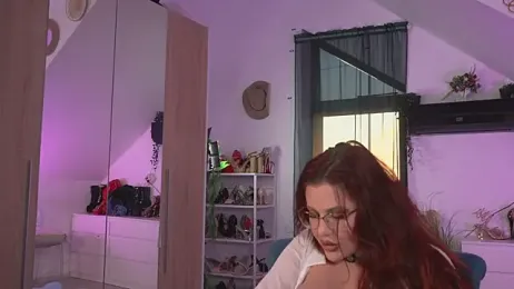 Amaliamour webcam stripchat model stream image