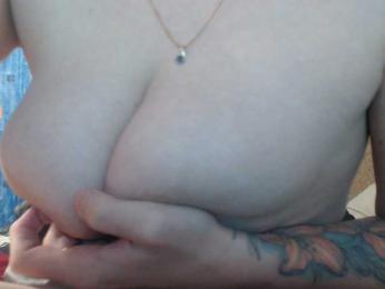 MyP_MyP webcam model stream image