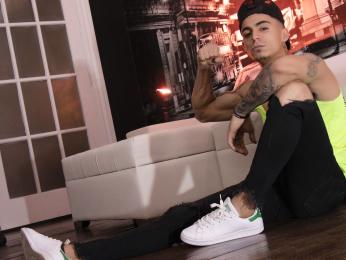 DerrickPierc webcam livejasmin model stream image