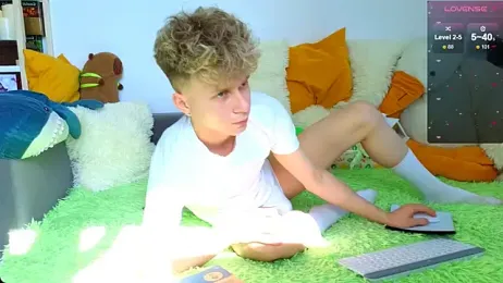 LandelRay webcam stripchat model stream image