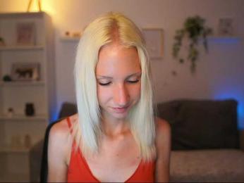 piperperri18 webcam model stream image