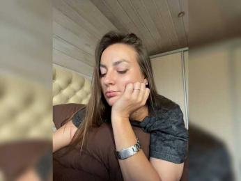 Molly69x webcam model stream image