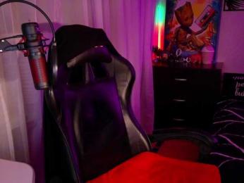 LadyLL webcam model stream image