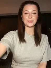 Mia-Minou webcam model stream image