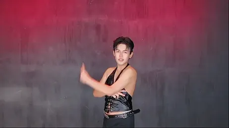 Queen-Vibe webcam model stream image