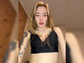 AlinnaAnnila webcam model stream image
