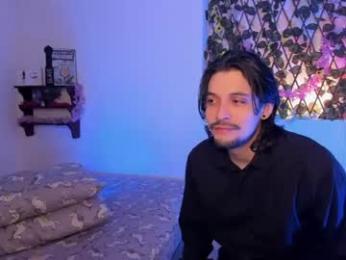 kylietimothee webcam model stream image