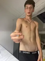 Leonardo0606 webcam model stream image