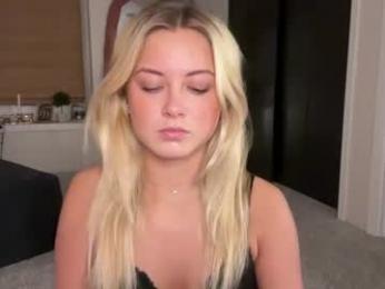 athenaaa8 webcam chaturbate model stream image