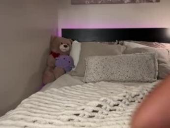 athenaaa8 webcam model stream image