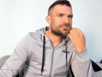 10in_deluxe webcam chaturbate model stream image