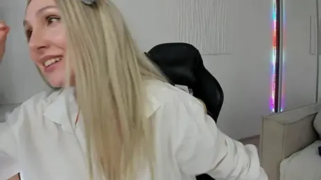 CarolMay webcam stripchat model stream image