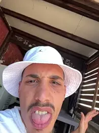 piccolo2002 webcam model stream image