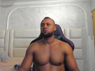 Teylor Smith webcam flirt4free model stream image