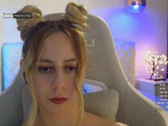 capuchina_v_taverne webcam bongacams model stream image