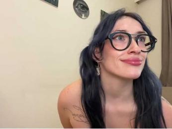 KellyyBeryy webcam model stream image