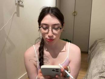 KellyyBeryy webcam bongacams model stream image