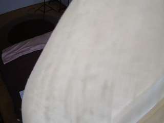 voyeurcam-julmodels-whitebed-2 webcam model stream image