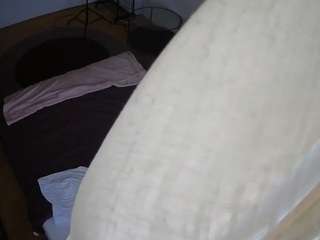 voyeurcam-julmodels-whitebed-2 webcam model stream image
