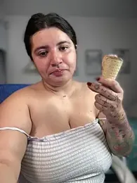 horny_roomiess webcam stripchat model stream image