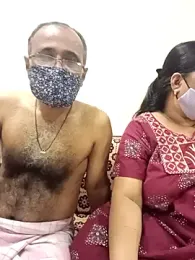 HoneyHush webcam model stream image