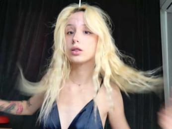 fluffiebaby webcam bongacams model stream image