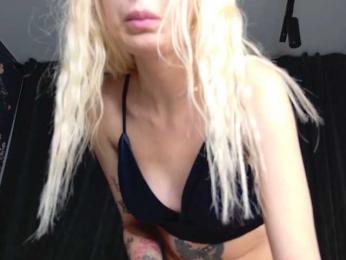 fluffiebaby webcam preview