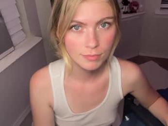 elliee81 webcam chaturbate model stream image