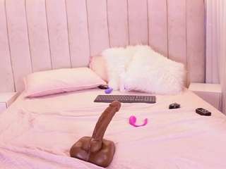 mssbombom webcam model stream image