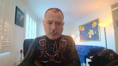 sneakpig webcam model stream image