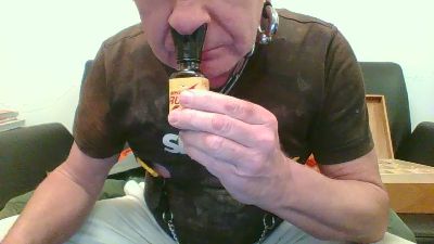 bomberglatzefun webcam cam4 model stream image