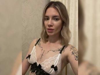 Millashaa webcam model stream image