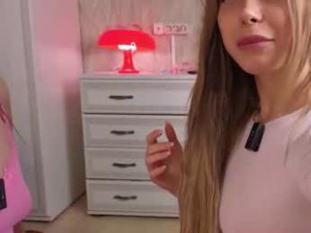 meow_meow_scarlett webcam chaturbate model stream image