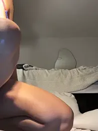 Aryrosee webcam stripchat model stream image