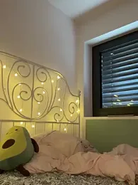 Mia-Rey webcam model stream image
