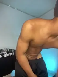 Alessio_hot webcam model stream image