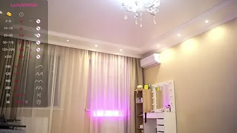 Bananalizzy webcam model stream image