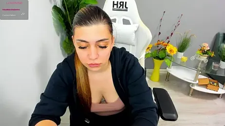 EveEvian webcam model stream image