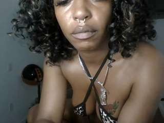cocolefeme webcam model stream image