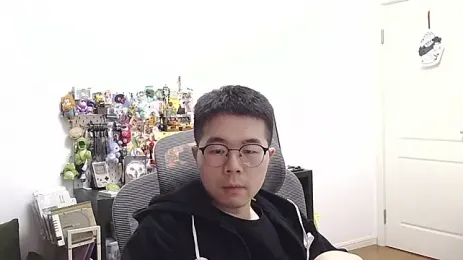 Adzard65 webcam model stream image